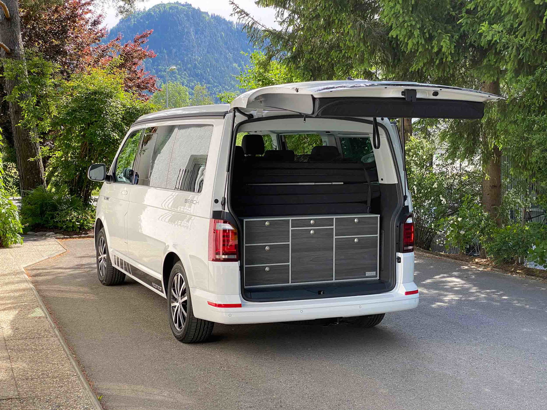 Einbauküche VanEssa