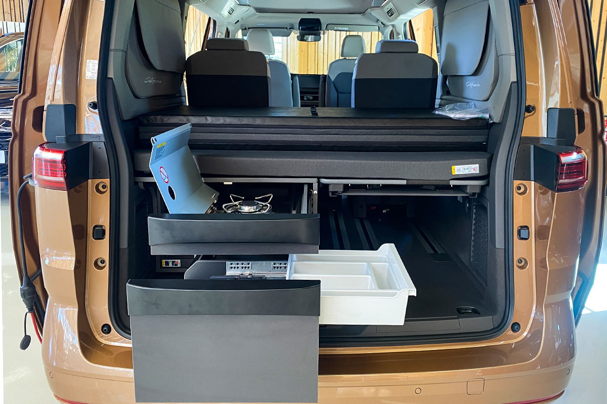 VW California Beach Camper Miniküche